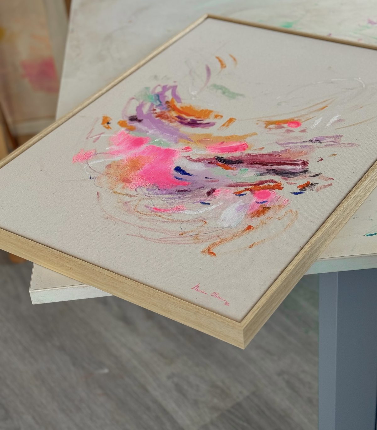 HALO GLOW / 73 x 53 cm